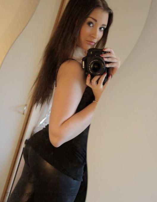 Mary-for-you - Vorliebe: Leder Fetisch - Fetisch Kontakt in Friesoythe gesucht